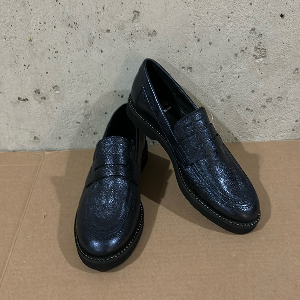 Kanna Blue Metallic Slip On Loafers New Without Box - Size Euro 41